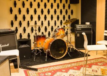 Red Musik: instrumentos, formación y reparación para músicos de todas las edades