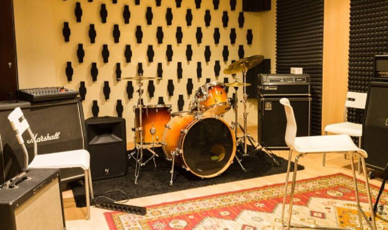 Red Musik: instrumentos, formación y reparación para músicos de todas las edades