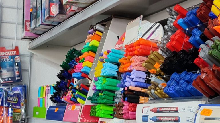 Papelería Arte: Tu librería y papelería de confianza en La Carolina, Jaén